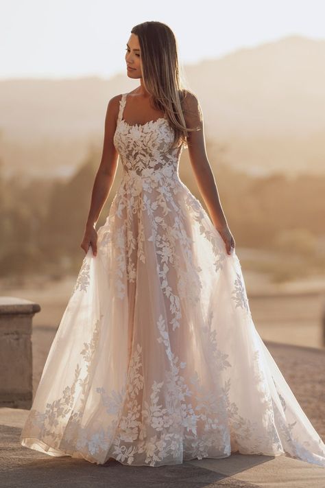 Pretty Wedding Dresses, Allure Bridals, Cute Wedding Dress, Wedding Dress Fabrics, Dream Wedding Ideas Dresses, Lace Wedding Dresses, Allure Bridal, Lace Wedding Dress, Bridal Wedding Dresses