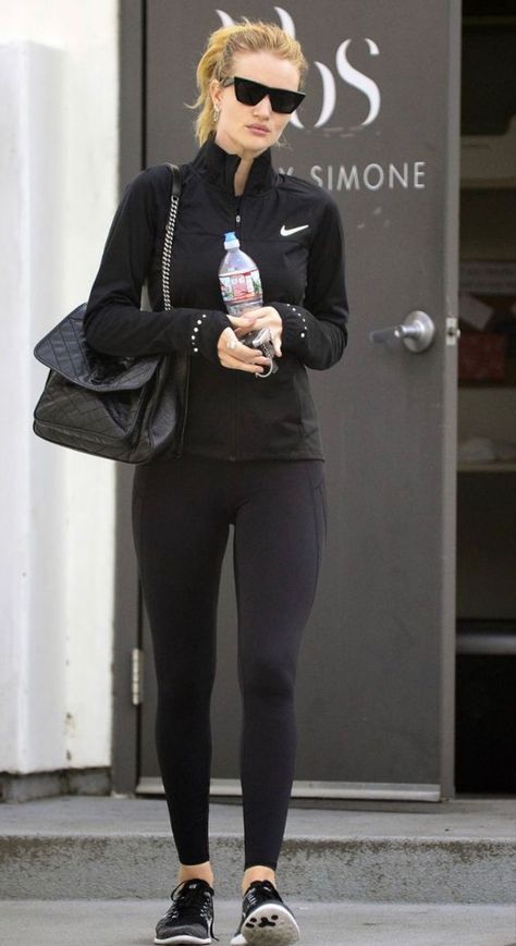 Outfits Leggins, Look Legging, Mia 3, Huntington Whiteley, Slim Trousers, Rosie Huntington Whiteley, Activewear Sets, Sporty Outfits, Seamless Leggings