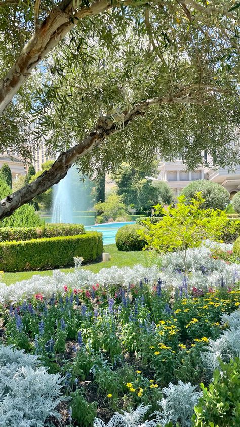 Spring Palace Aesthetic, Garden Astethic Wallpaper, Garden Theme Wallpaper, Cottagecore Fountain, Palace Garden Aesthetic, Blue Garden Aesthetic, Fantasy Palace Aesthetic, Spring Green Aesthetic, Garden Flowers Aesthetic