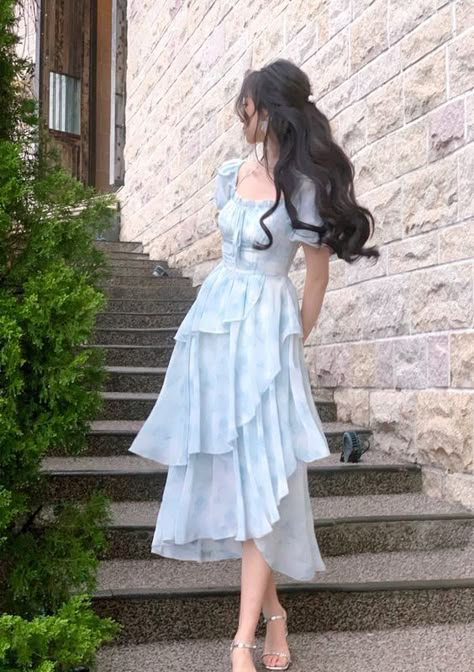 Farewell Dress Ideas Western, Light Blue Dress Aesthetic, Blue Dresses Casual, Blue Cottagecore Dress, Dress Midi Elegant, Farewell Dress Ideas, Party Wear Dresses Western, Farewell Dress, Angelic Style