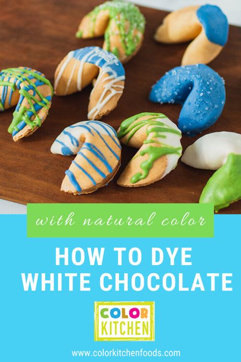 How to dye white chocolate with natural colors How To Mix Brown Food Coloring, Temper White Chocolate, How To Melt White Chocolate For Dipping, How To Melt White Chocolate Chips, Adding Food Coloring To White Chocolate, Natural Food Coloring, La Food, Chocolate Wafers, Food Dye