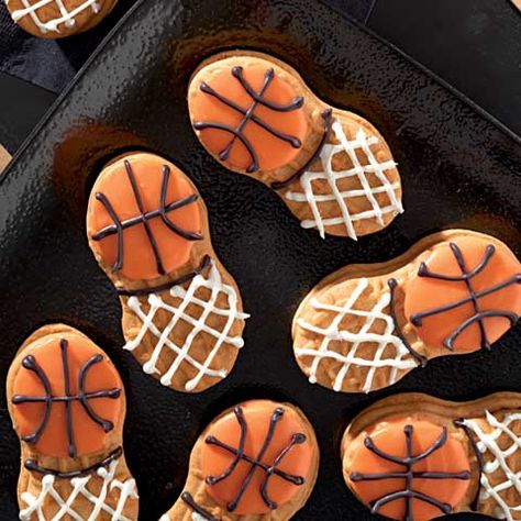 NUTTER BUTTER Basketball in Net | Snackworks US Basketball Treat Ideas, Basketball Treat Bags, Sports Treats, Basketball Snacks, Basketball Party Food, Basketball Treats, Basketball Cookies, Sports Snacks, Basketball Baby Shower