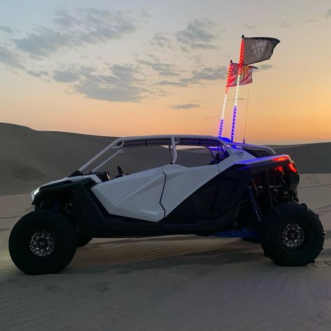 AlteredUTV on Instagram: “Beautiful weekend in Idaho. Couldn’t ask for better weather . . . . #alteredutv #utv #polarisrzr #rzr #rzr1000 #rzr900 #rzrturbo #polaris…” Rzr 1000 4 Seater, Cool Dirt Bikes, Rzr 1000, Reverse Trike, Rzr 900, Rzr Turbo, Beautiful Weekend, Bike Pic, Polaris Rzr