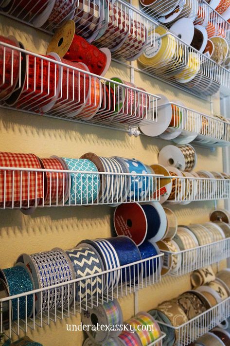 Craft Ribbon Storage, Closet Cubbies, Craft Room Ideas On A Budget, Craft Room Organization Diy, Ribbon Holders, Ribbon Organization, Small Craft Rooms, Craft Shed, Ribbon Storage