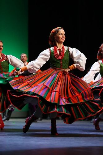 Polish Traditional Costume, Polish Embroidery, Slavic Clothing, Polish Clothing, Slavic Folklore, Pattern Design Inspiration, Folk Clothing, Dress History, Traditional Dance