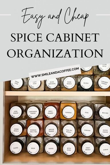 Organize Spices, Spice Cabinet Organization, Revolving Spice Rack, Spice Jar Labels, Linen Closet Organization, Spice Cabinet, Diy Labels, Spice Storage, Organization Essentials