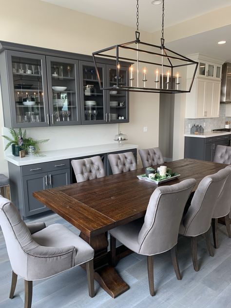 Rh Dining Room, Dining Room Design Simple, Room Design Simple, Rh Dining, Kitchen Dining Room Combo, Dining Room Layout, Grey Kitchen Floor, Modern Farmhouse Dining Room, Dining Room Floor