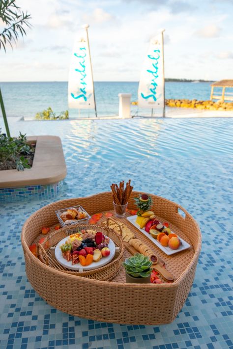 The Rise of the Floating Hotel Breakfast | Condé Nast Traveler Poolside Brunch, Floating Breakfast, Beaches Resorts, Hotel Swimming Pool, Floating Hotel, Jamaica Resorts, Not In Love, Hotel Breakfast, Food Bar