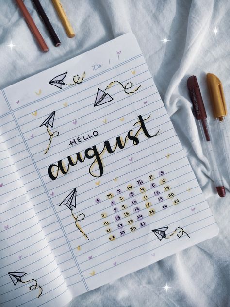 August Month Journal Ideas, Calender Doodle, Journal Ideas August, August Journal Ideas, Jurnal Bullet Ideas, Monthly Journal Ideas, Journalist Ideas, Journal Bookshelf, Bullet Journal Bookshelf