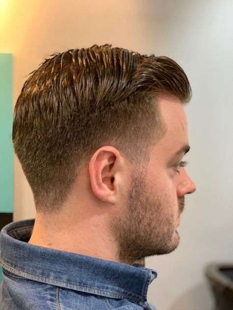 Scissor Mens Haircut, Finger Length Haircut Men, Scissor Fade Haircut For Men, Normal Haircut For Men, Classic Fade Haircut, Fade Vs Taper, Mens Clipper Cuts, Scissor Fade, Classic Mens Haircut