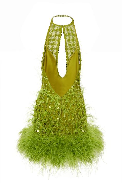 This handmade mini dress features stunning sequins and exquisite ostrich feather details, making it a must-have for any fashion-forward individual. Ostrich Feather Dress, Chloe 2024, Red Carpet Dresses Best, Sequined Mini Dress, Concert Fashion, Muslimah Fashion Outfits, Green Mini Dress, Ostrich Feather, Feather Dress