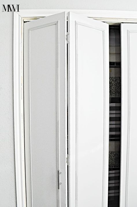 Bifold Door Ideas, Bifold Doors Makeover, Folding Closet Doors, Closet Mirror, Closet Door Makeover, Bifold Door, Mirror Closet Doors, Bifold Closet Doors, Door Inspiration