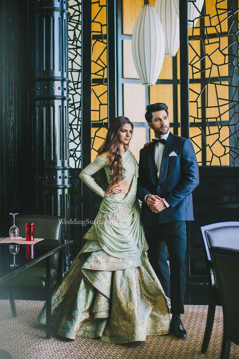 Mumbai Fashion, Engagement Gowns, Indian Wedding Gowns, Sangeet Outfit, Couple Wedding Dress, Indian Bridal Lehenga, Couple Dress, Indian Bridal Dress, Indian Gowns