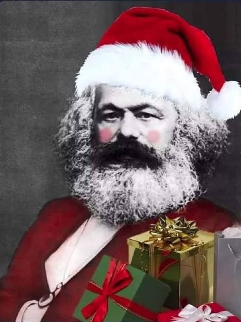 Karl Marx, Cultura Pop, Memes Funny, Red Christmas, Ronald Mcdonald, Halloween Face Makeup, Account Suspended, Entertainment, Sports