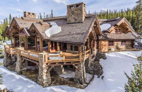 Log Cabin Mansions, Chalet House, Cabin Mansion, Haus Am See, Log Cabin Homes, Log Home, Mountain Homes, Cabins And Cottages, Luxury Homes Dream Houses