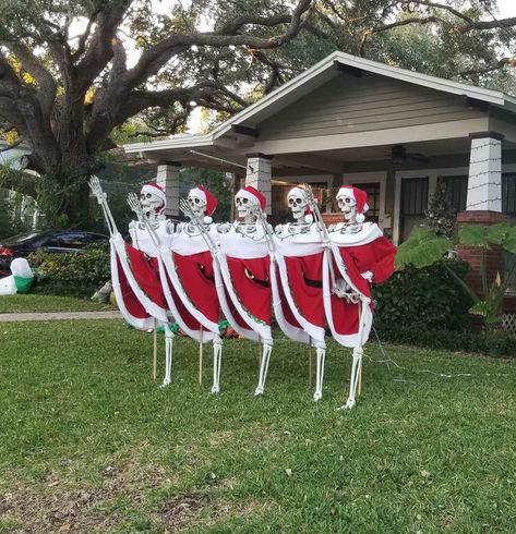 Holiday Decorations, Skeleton, The House, Halloween Decorations, Lawn, Halloween, Hats, Funny, Christmas