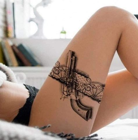 Tattoo Bein Frau, Lace Thigh Tattoos, Lace Garter Tattoos, Thigh Garter Tattoo, Garter Tattoo, Thigh Garter, Magic Runes, Cute Tats, White Ink Tattoo