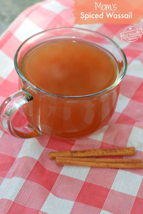 Wassil Recipe, Cozy Fall Drinks, Wassail Recipe, Easy Family Recipes, Recipes Bread, Mulled Cider, Recipes Soup, Winter Evening, Homemade Drinks