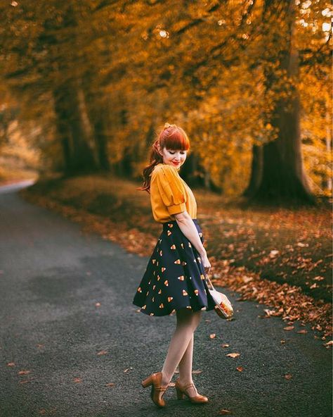 Whimsical Style Outfits, Fall Fasion, Horse Outfits, Redhead Fashion, A Clothes Horse, Fashion Displays, Whimsical Style, Quirky Fashion, Whimsical Fashion