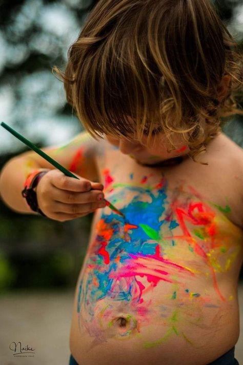 Painting Photoshoot, Children Laughing, Steve Hanks, Toddler Painting, Toddler Photoshoot, Toddler Class, Art Studio Organization, Face Paint Makeup, Paint Photography