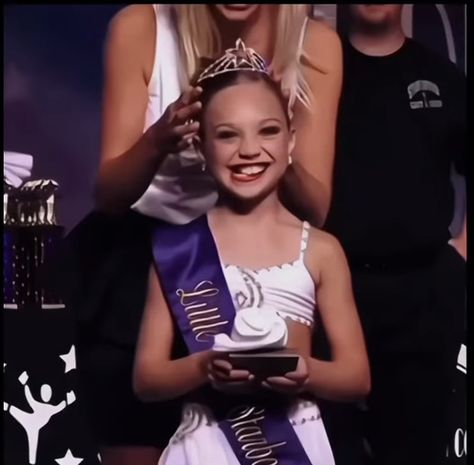 Maddie Dance Moms, Dance Moms Clips, Dance Moms Memes, Mack Z, Dance Moms Maddie, Dance Moms Moments, Dance Moms Pictures, Dance Moms Funny, Dance Moms Dancers