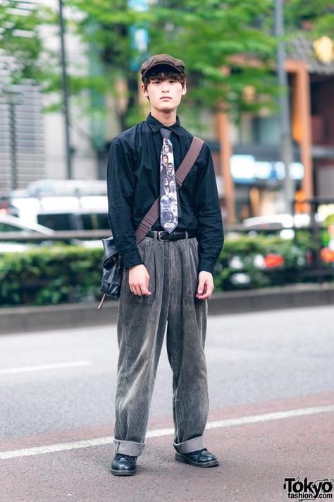 How To Style Corduroy Pants, Newsboy Hat Outfit, Newsboy Outfit, Japan Summer Outfit, Necktie Outfit, Menswear Street Style, Japanese Street Style, Japanese Student, Takeo Kikuchi