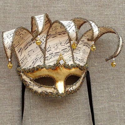 Nift Mumbai, Venetian Masks Art, Diy Masquerade Mask, Italian Masks, Masquerade Mask Diy, Diy Carnival, Cardboard Diy, Masquerade Theme, Venetian Masquerade Masks