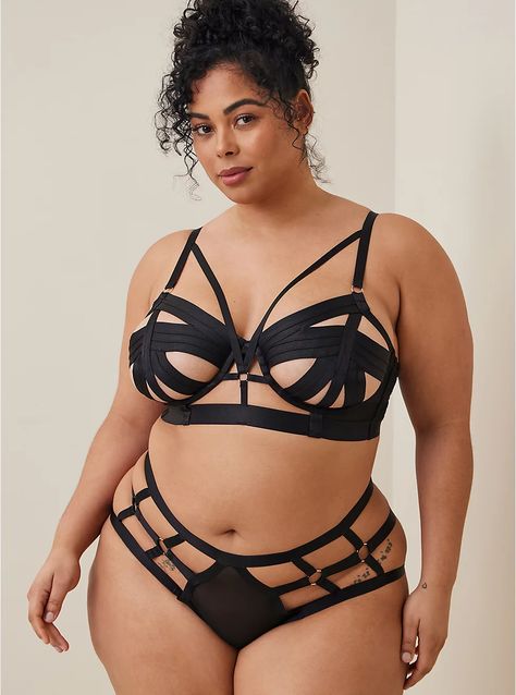 HOME plus size euphoria outfits plus size skirt and top sets jaripeo outfits plus size plus size white party outfits fat people dress plus size summer clothes french plus size clothing apple shape outfits plus size over 50 #plussize #HOME African Dress Designs, Seductive Clothes, Shoes For Leggings, Fitted Wedding Dress, Longline Bra, Lingerie Outfits, Bra Panty, Matches Fashion, Plus Size Lingerie