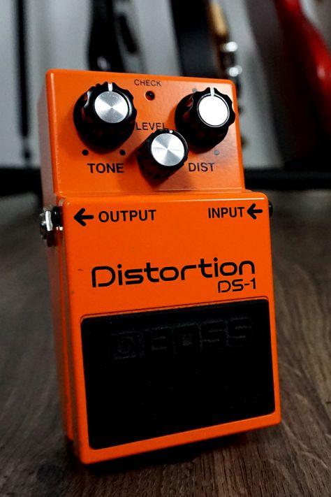 Guitar Distortion Pedal, Distortion Pedal, Guitar Gear, The White Stripes, Pedal Cars, Guitar Pedals, The Boss, 5 Ways, Rock Music