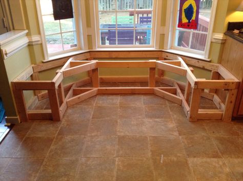 DIY bay window bench (in progress, just frame) Built In Bench Seating Kitchen, Bay Window Diy, Bay Window Seating Kitchen, Bay Window Exterior, Bay Window Benches, Built In Bench Seating, Kitchen Bay Window, Breakfast Nook Table, Window Seat Kitchen