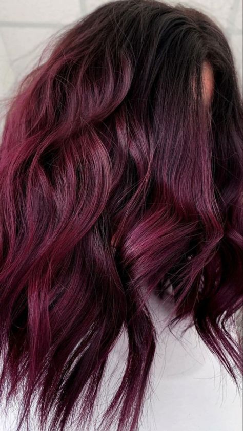 Plum Burgundy Hair, Plum Red Hair, Plum Purple Hair, Burgundy Brown Hair, Shades Of Burgundy Hair, Dark Burgundy Hair, Hair Color Ombre, Burgundy Hair Color, Dark Red Hair Color