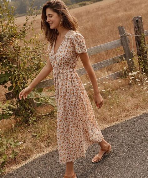 Trendy Dresses Summer, Gaun Fashion, Hippie Style Clothing, Hippie Outfits, Complete Outfits, Flower Girls, Ladies Dress Design, Mode Inspiration, Trending Dresses