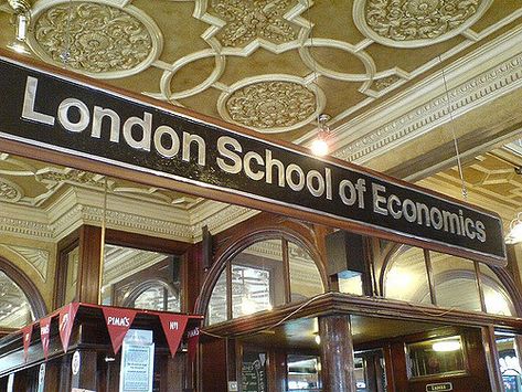 Lse London, Uk College, Academic Aesthetic, Study In London, London School, London University, London Dreams, London School Of Economics, London Aesthetic