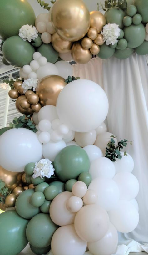 These eucalyptus leaves are the pperfect addition to your next event! They worked out perfect for this bridal shower set up! I love how they have multiple branches per stem and it's not just one straight stem Bridal Shower Balloon Garland, Wedding Farmhouse, Eucalyptus Plant, Bridal Shower Balloons, Shower Balloons, Dollar Eucalyptus, Artificial Eucalyptus, Silver Dollar Eucalyptus, Artificial Greenery