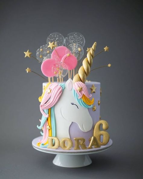 Gökkuşaği Pasta, Unicorn Birthday Party Cake, Toddler Birthday Cakes, I Am A Unicorn, Stunning Cakes, Unicorn Themed Birthday Party, Unicorn Birthday Cake, Baby Birthday Cakes