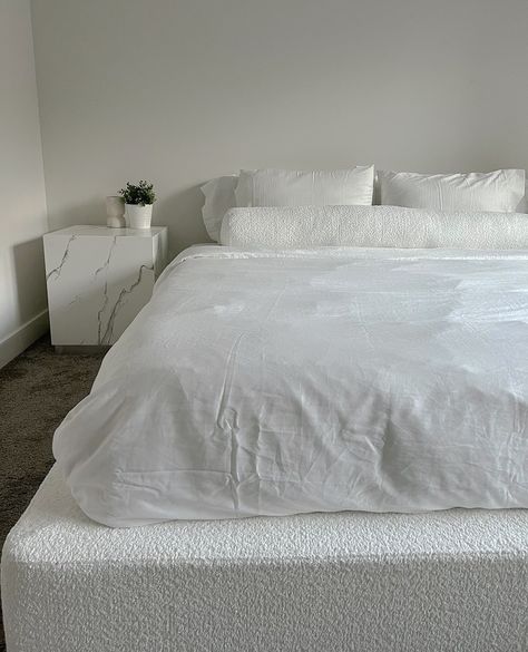 Boucle Bed Styling, Fluffy Bed Frame, Boucle Bedroom Aesthetic, White Bed Cloud, Ivory Boucle Bed Bedrooms, Cloud Bed Frame, White Fluffy Bed Aesthetic, Boucle Bed Frame, Boucle Bed