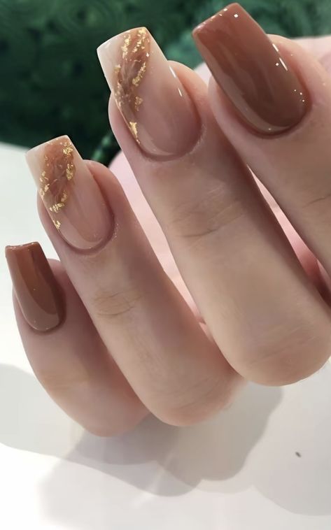 Nails 2018, Casual Nails, Dubai Travel, Hair Skin Nails, Boutique Dress Designs, Chichen Itza, Short Acrylic Nails, Gold Nails, Mani Pedi