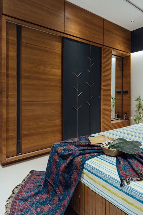 Wooden Cupboard Design, Sliding Door Wardrobe Designs, Squares Design, Bedroom Wardrobe Design, Wooden Cupboard, Modern Cupboard Design, Wardrobe Door Designs, Bedroom Cupboard Designs, Wardrobe Interior Design