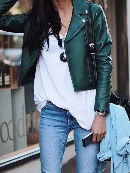 Green Leather Jacket Outfit, Biker Jacket Outfit, Green Leather Jacket, Jacket Outfit Women, Green Leather Jackets, Cropped Leather Jacket, Leather Jacket Outfits, Outfit Trends, Green Outfit