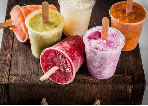 Alcohol Popsicles, Adult Popsicles, Matcha Frappuccino, Alcoholic Popsicles, Avocado Ranch Dressing, Boozy Popsicles, Popsicles Recipe, Strawberry Crisp, Treats Recipes