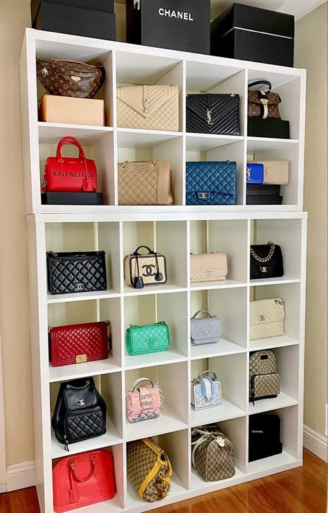 Handbag Display, Bedroom Ideas For Couples, Bag Closet, Bedroom Ideas For Couples Modern, Dream Closet Design, Closet Design Layout, Purse Storage, Closet Renovation, Luxury Closets Design