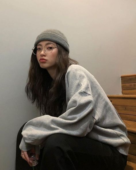 Moda Ulzzang, Beanie Outfit, Hip Hop Outfits, Korean Girl Fashion, Ulzzang Fashion, 가을 패션, Korean Street Fashion, Mode Vintage, Korean Outfits