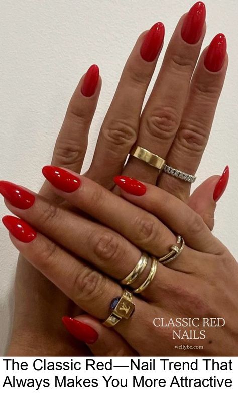 Red color is always a good option if you don’t know what your next nails will be. That is why it is a classic to this day. That’s why… Red Nail Trend, Red Ombre Nails, Red And Gold Nails, Nail Trend, Ombre Nail Designs, Red Nail Designs, Blue Nail Designs, Red Nail, Red Ombre