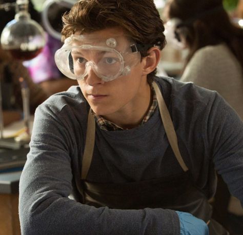 Parker Spiderman, Tom Peters, Toni Stark, Peter Parker Spiderman, Tom Holland Imagines, Tom Holland Peter Parker, Marvel Photo, Tom Holland Spiderman, Tommy Boy