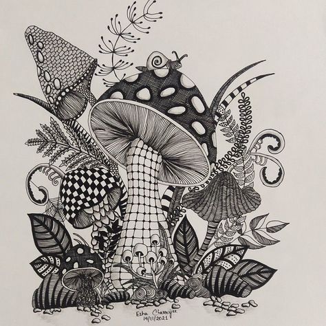 Mushroom Drawing Pattern, Mushroom Nature Drawing, Zendoodle Art Mushroom, Mushroom Tattoo Black And White, Mushroom Zentangle Doodles, Mushroom Art Black And White, Mushroom Sketch Trippy, Zentangle Mushrooms, Mushroom Line Drawing