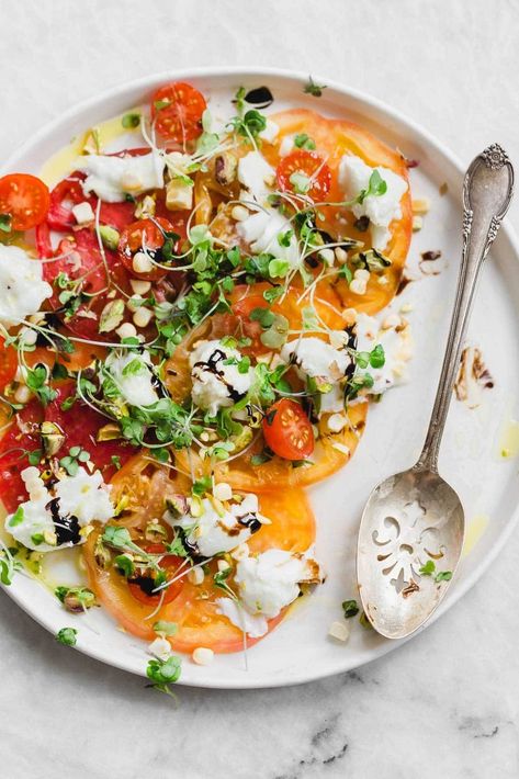 Heirloom Tomato Carpaccio - Broma Bakery Tomato Carpaccio, Pizza Side Dishes, Summer Tomato Recipe, Heirloom Tomato Recipes, Italian Side Dishes, Broma Bakery, Italian Side, Summer Tomato, Heirloom Tomato