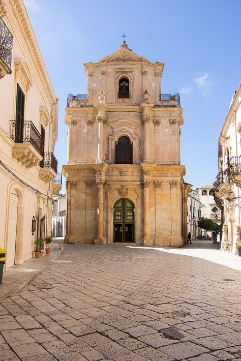 Italian Church Aesthetic, Sicily Architecture, Italy Church, Italian Church, Church Aesthetic, Italian Village, Verona Italy, San Michele, Venice Travel