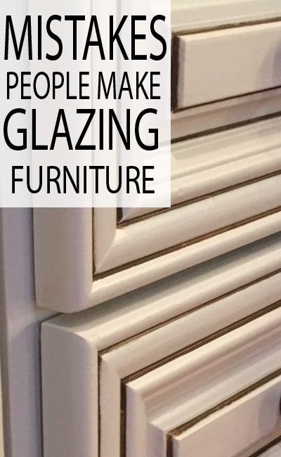 Remodel Furniture Diy, Glazing Painted Furniture, Glazing Cabinets, Glazed Kitchen Cabinets, Glazing Furniture, Painted Furniture Ideas, Antiquing Glaze, Furniture Rehab, Distressed Furniture