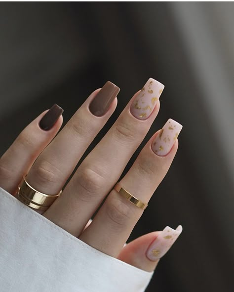 Acrylic Nail Designs Minimalist, Nude Brown Nail Designs, New Nail Art Designs Trends, Elegant Brown Nails, Atum Nails, Milky Nails, Wow Nails, November Nails, Fancy Nails Designs