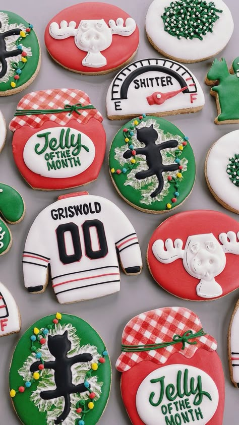 Griswold Christmas Cookies, Griswalds Christmas Party Food, A Christmas Story Themed Party, Christmas Vacation Cookies Decorated, Christmas Vacation Birthday Party, National Lampoon Christmas Vacation Themed Party, National Lampoons Christmas Decorations, Christmas Vacation Food Ideas, Christmas Movie Cookies